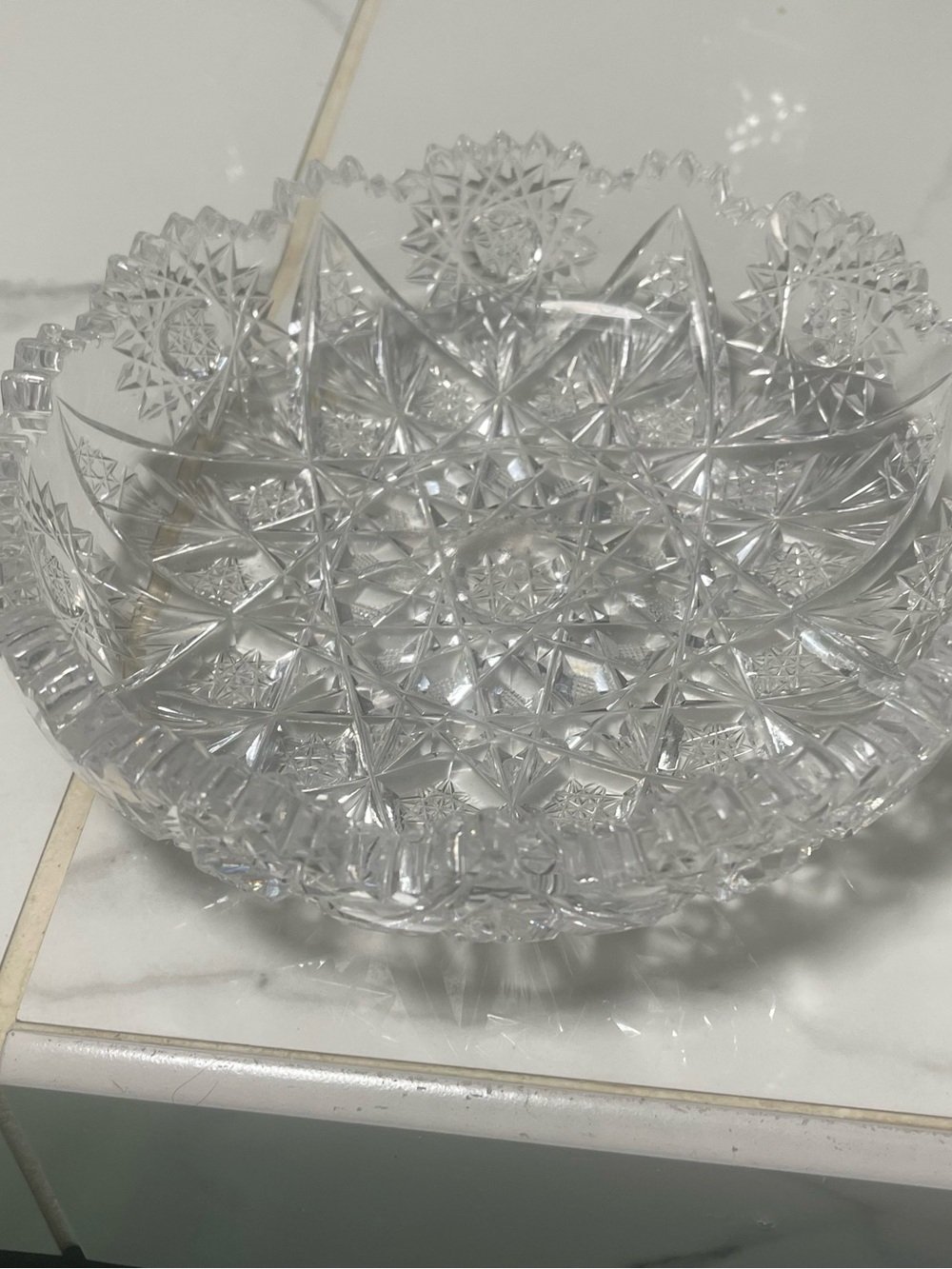 Crystal Cut Glass Decorative Serving Bowl - Clear